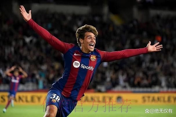 皮克:菲戈金球奖后承诺留队 但一周后去了皇马 皮克:菲戈金球奖后承诺留队 但一周后去了皇马